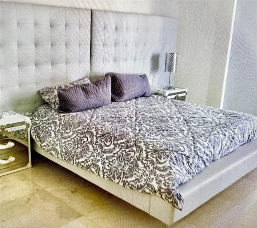 21055 Yacht Club Dr #2404 Aventura, FL 33180