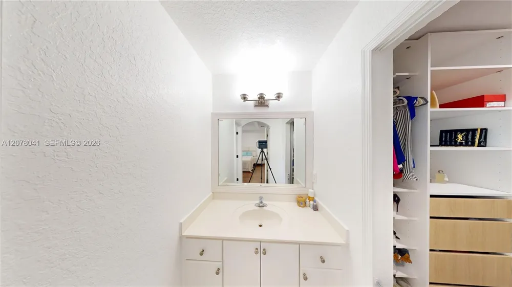 21943 SW 88th Path Cutler Bay, FL 33190