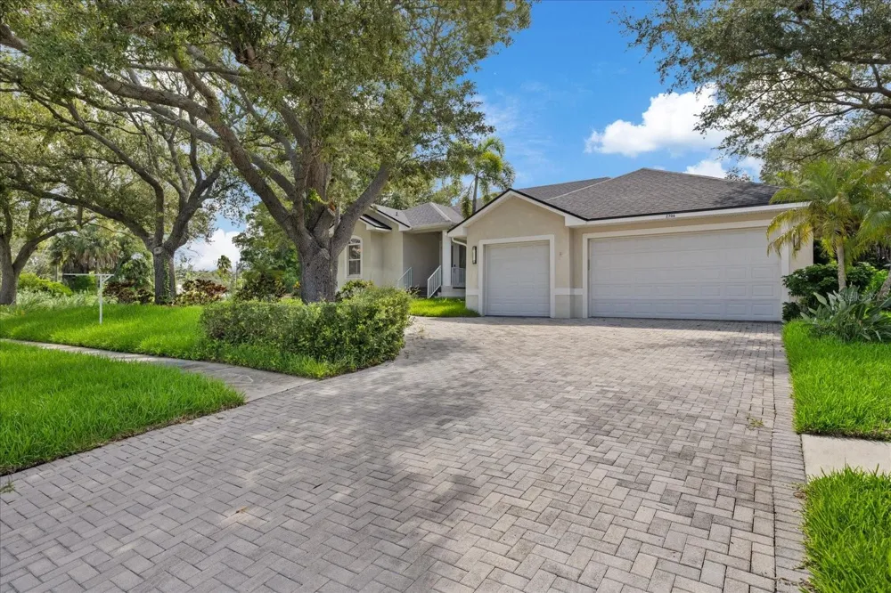 2706 SKIMMER POINT DRIVE S Gulfport, FL 33707