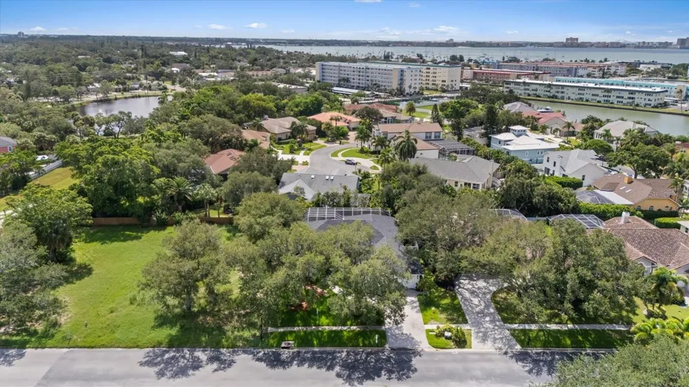 2706 SKIMMER POINT DRIVE S Gulfport, FL 33707