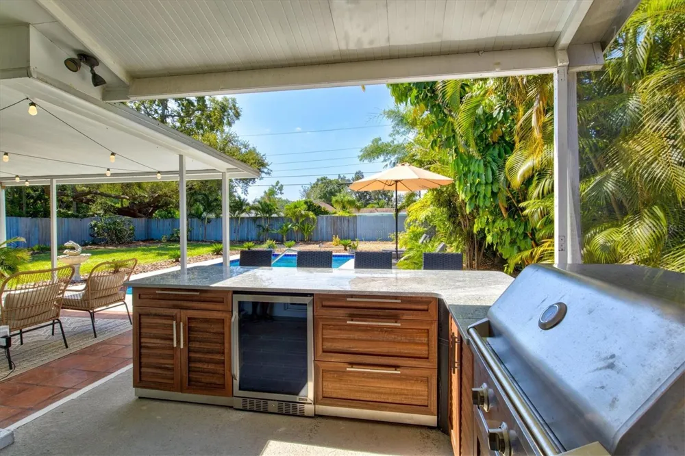 2650 DAVIS BOULEVARD Sarasota, FL 34237