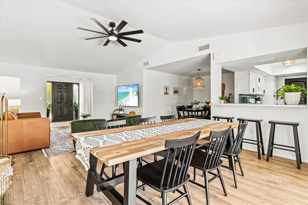 2650 DAVIS BOULEVARD Sarasota, FL 34237