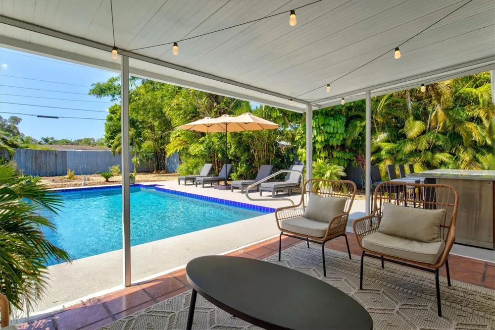 2650 DAVIS BOULEVARD Sarasota, FL 34237