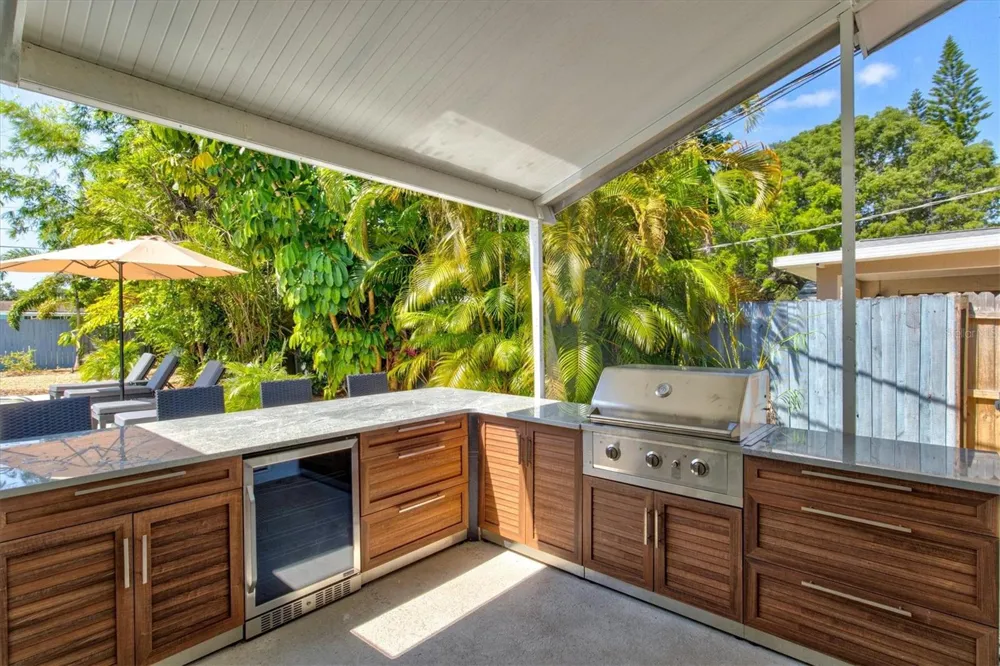 2650 DAVIS BOULEVARD Sarasota, FL 34237