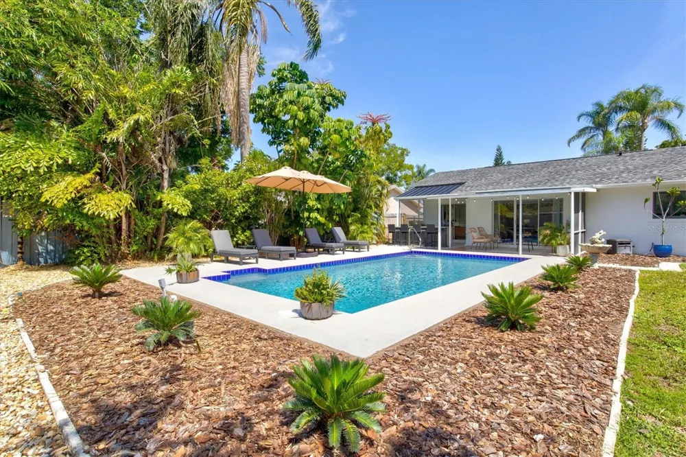 2650 DAVIS BOULEVARD Sarasota, FL 34237