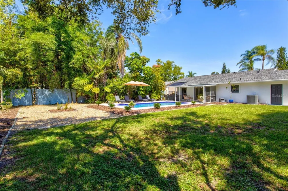 2650 DAVIS BOULEVARD Sarasota, FL 34237