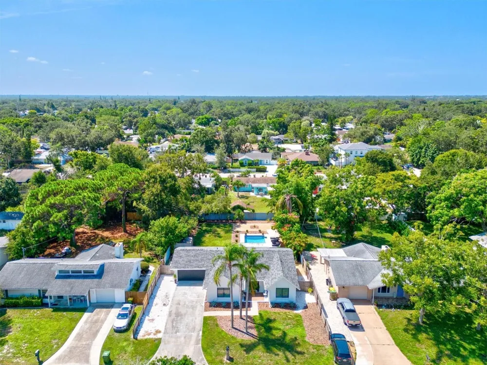 2650 DAVIS BOULEVARD Sarasota, FL 34237