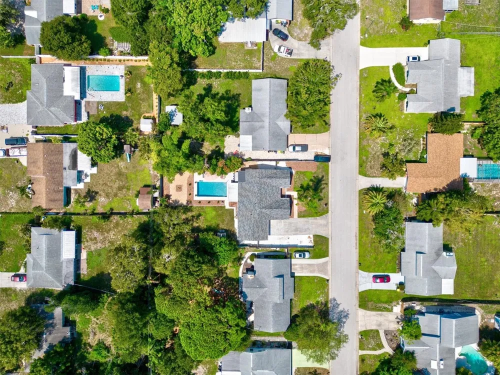 2650 DAVIS BOULEVARD Sarasota, FL 34237