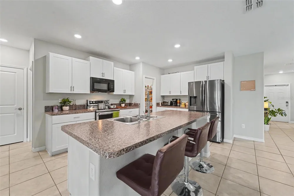 4513 ETERNAL PRINCE DRIVE Sun City Center, FL 33573