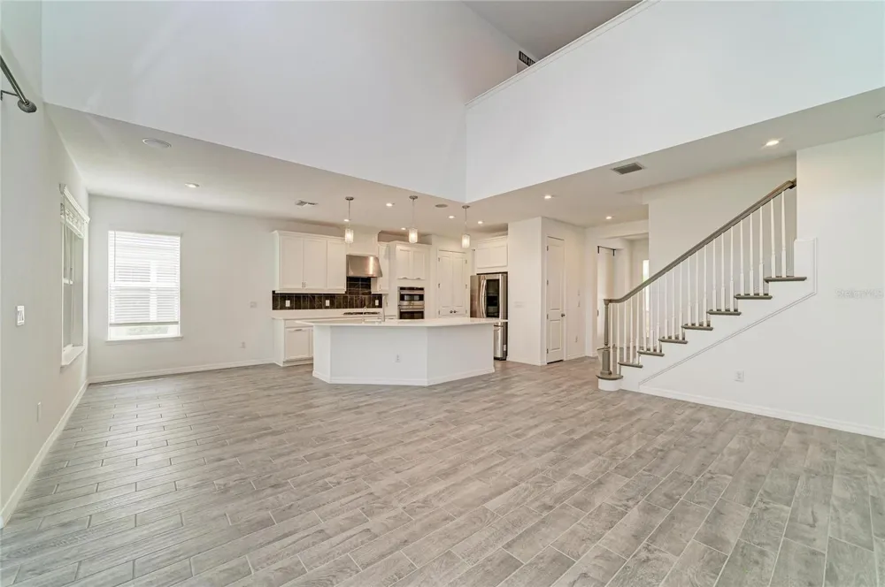 6332 LAURELCREST GLEN Palmetto, FL 34221