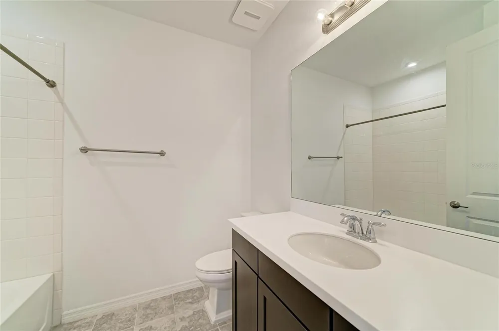 6332 LAURELCREST GLEN Palmetto, FL 34221