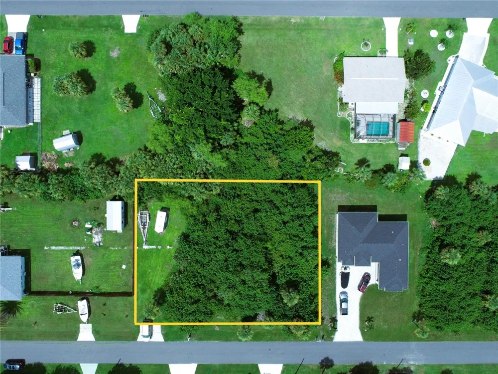 4325 & 4333 MEAGER CIRCLE Port Charlotte, FL 33948