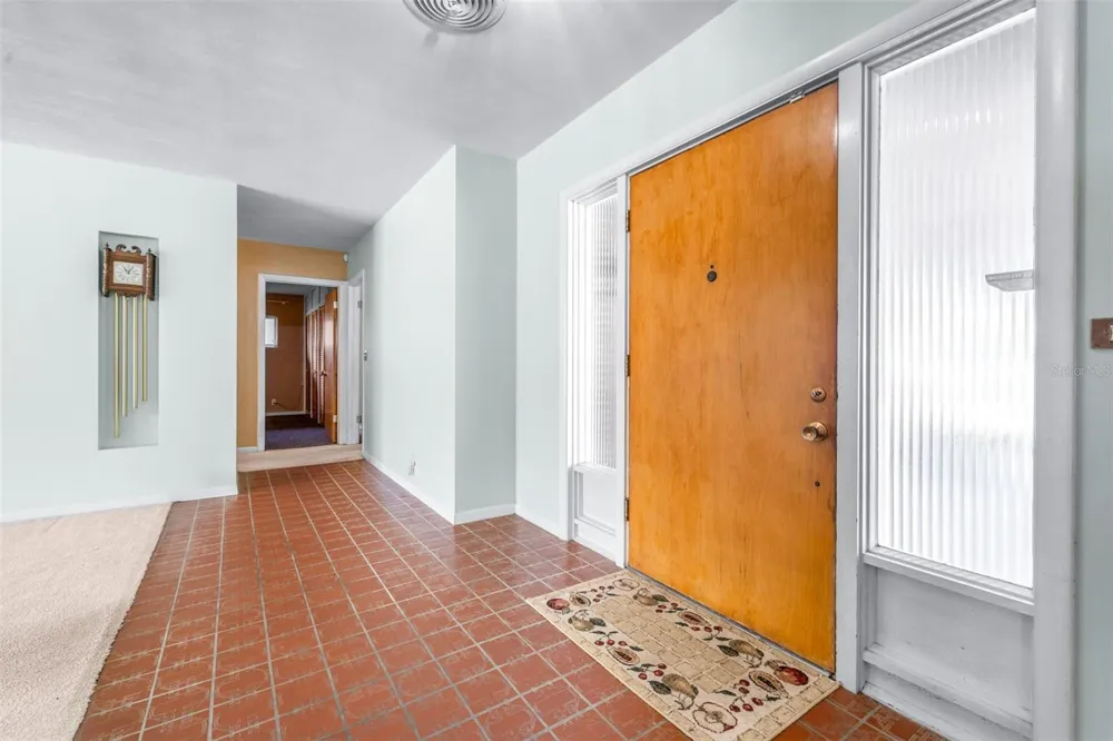 300 CREST DRIVE Haines City, FL 33844