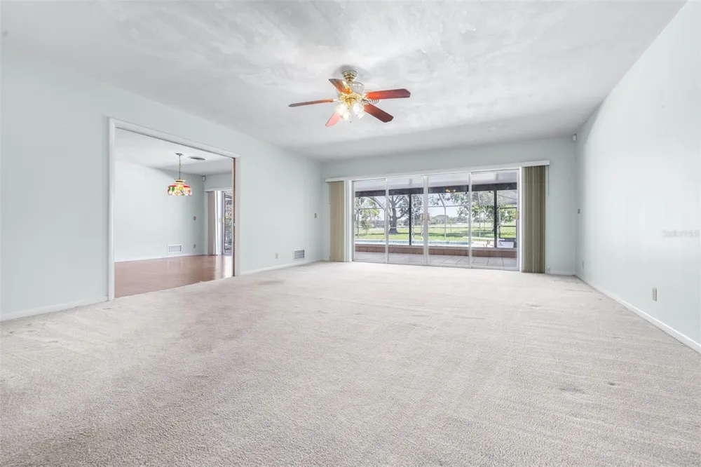 300 CREST DRIVE Haines City, FL 33844