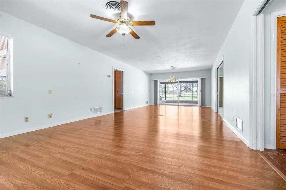 300 CREST DRIVE Haines City, FL 33844