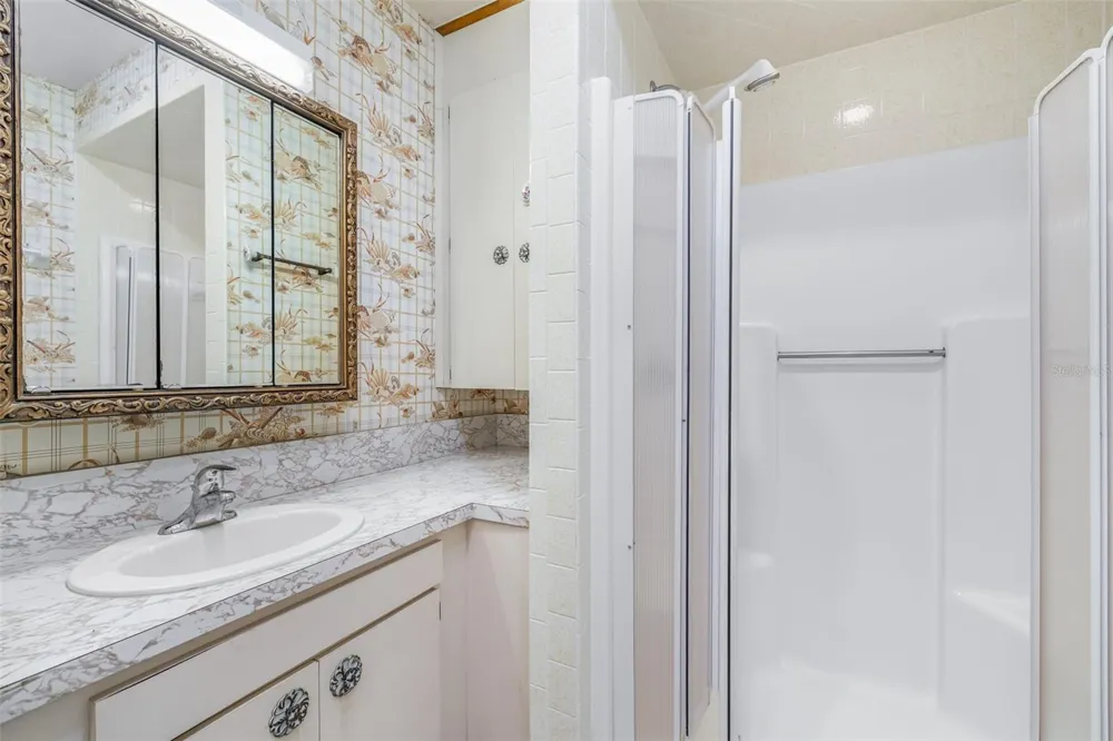 300 CREST DRIVE Haines City, FL 33844