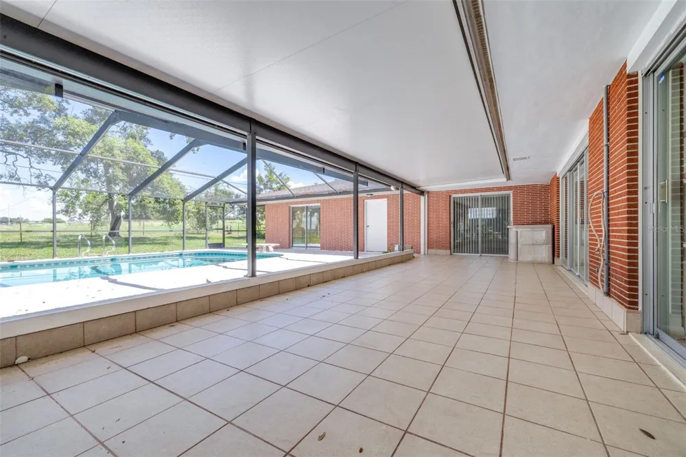 300 CREST DRIVE Haines City, FL 33844