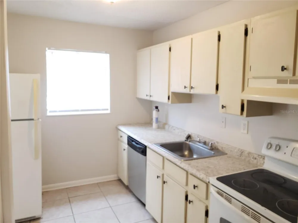 22706 GAGE LOOP #33 Land O Lakes, FL 34639