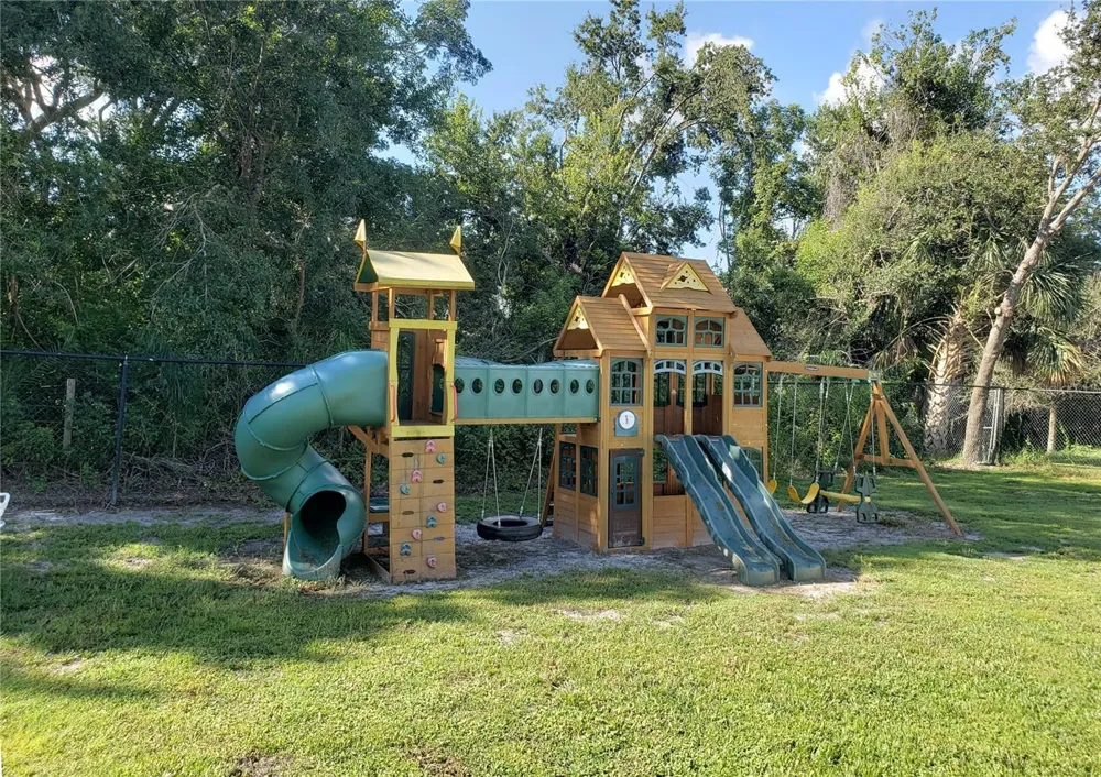 22706 GAGE LOOP #33 Land O Lakes, FL 34639