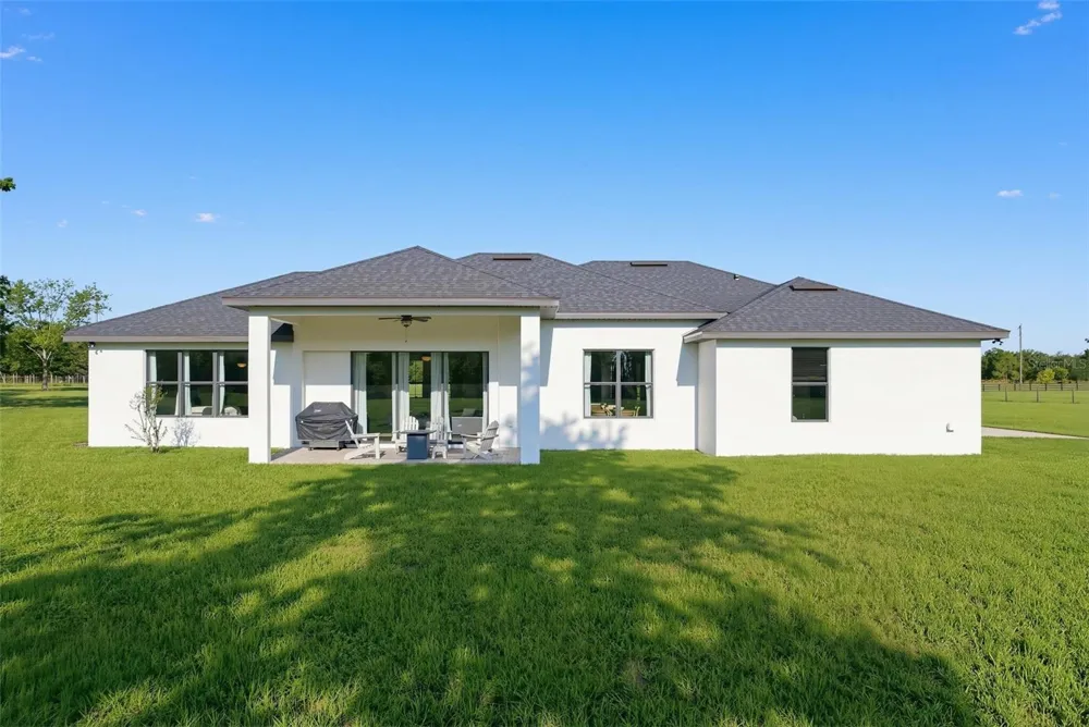 4650 LAKE PICKETT DRIVE Groveland, FL 34736