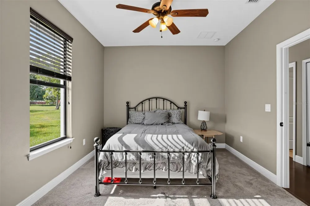 4650 LAKE PICKETT DRIVE Groveland, FL 34736