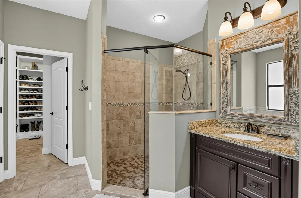 4650 LAKE PICKETT DRIVE Groveland, FL 34736