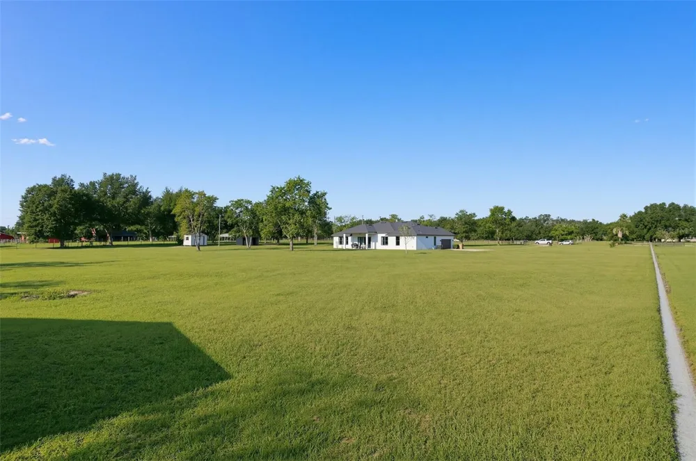 4650 LAKE PICKETT DRIVE Groveland, FL 34736