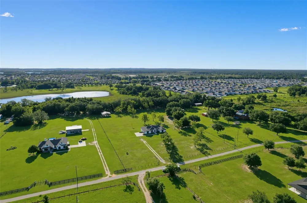 4650 LAKE PICKETT DRIVE Groveland, FL 34736