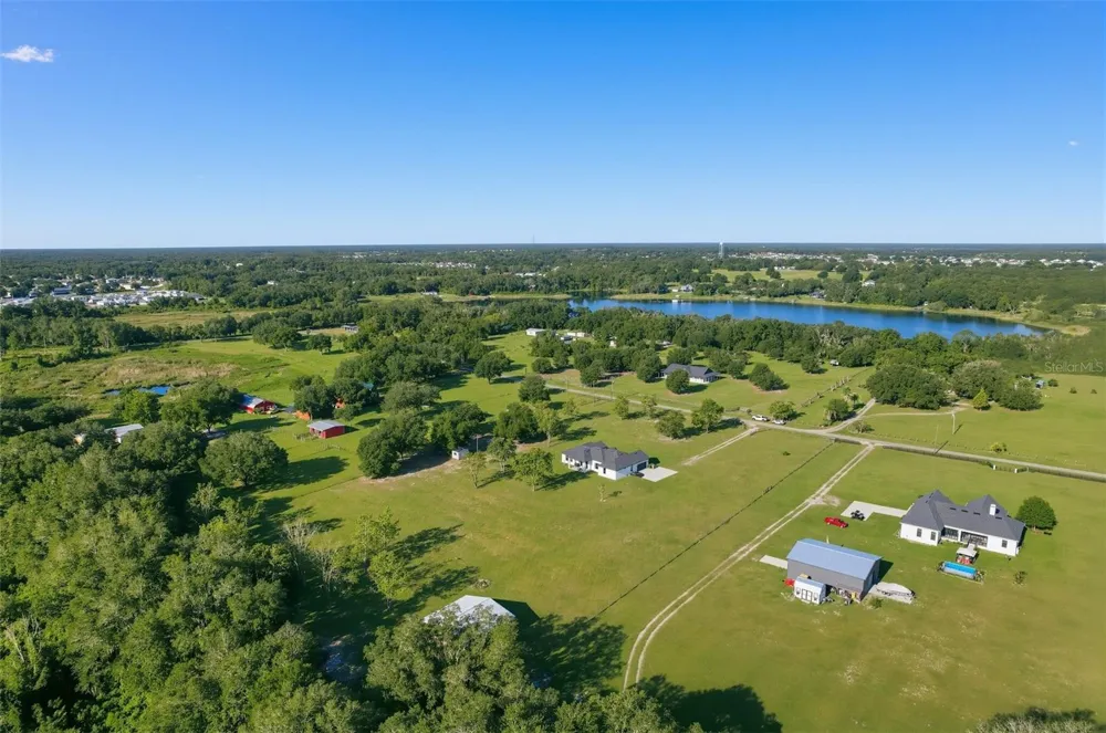 4650 LAKE PICKETT DRIVE Groveland, FL 34736