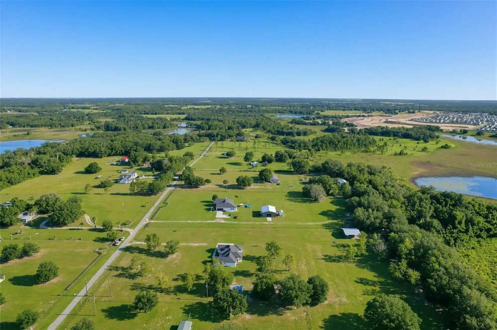 4650 LAKE PICKETT DRIVE Groveland, FL 34736