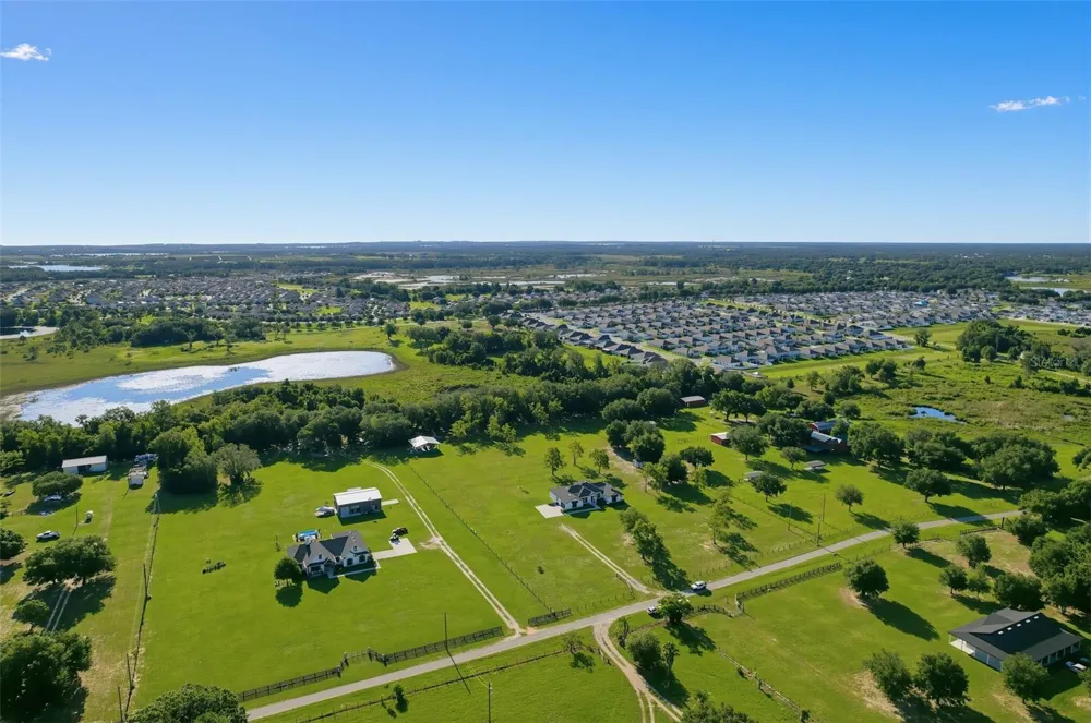 4650 LAKE PICKETT DRIVE Groveland, FL 34736