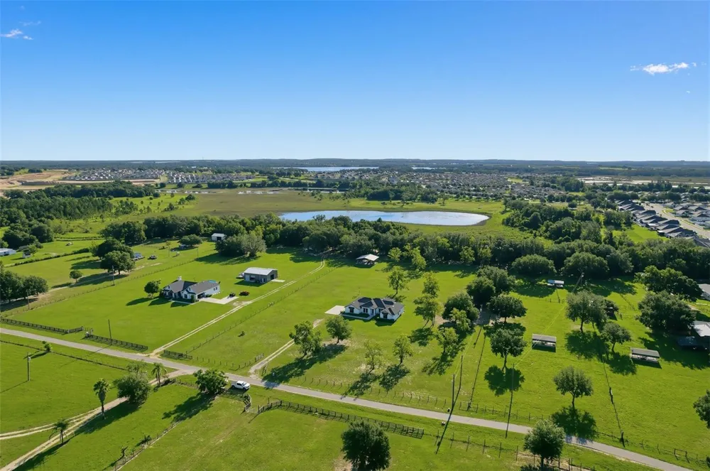 4650 LAKE PICKETT DRIVE Groveland, FL 34736