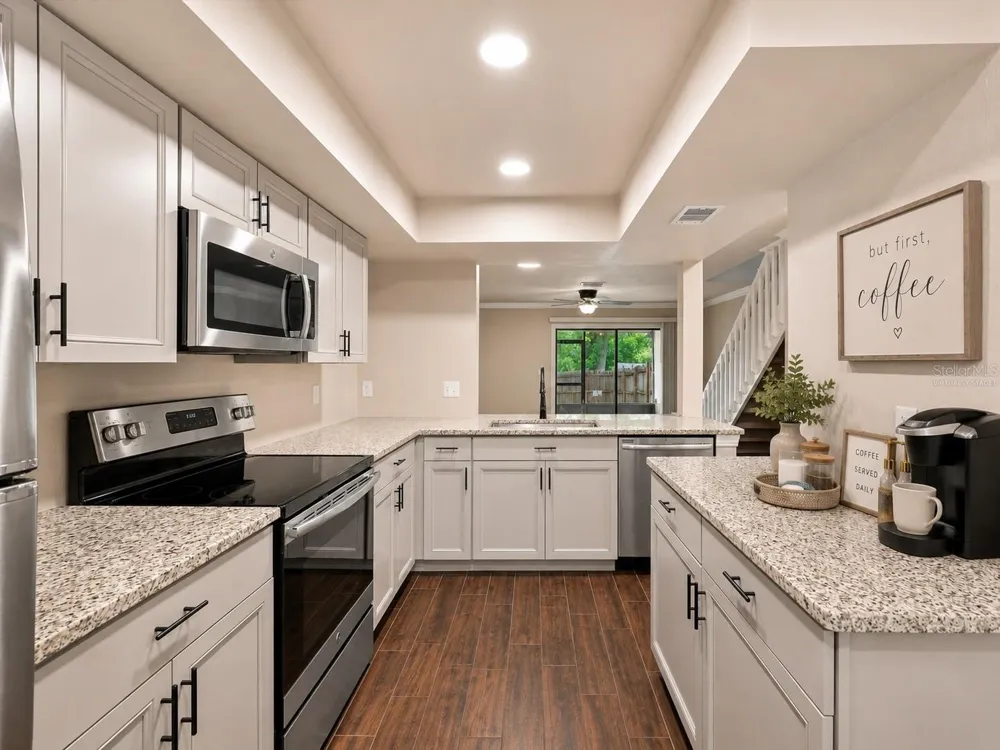 3324 LAUREL VIEW DRIVE Brandon, FL 33511