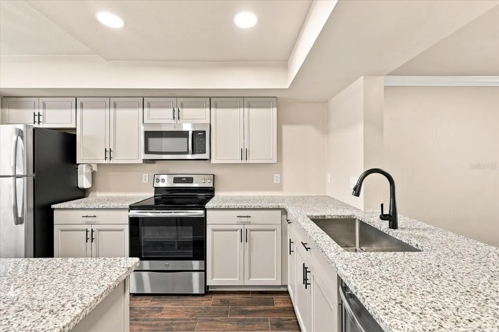 3324 LAUREL VIEW DRIVE Brandon, FL 33511