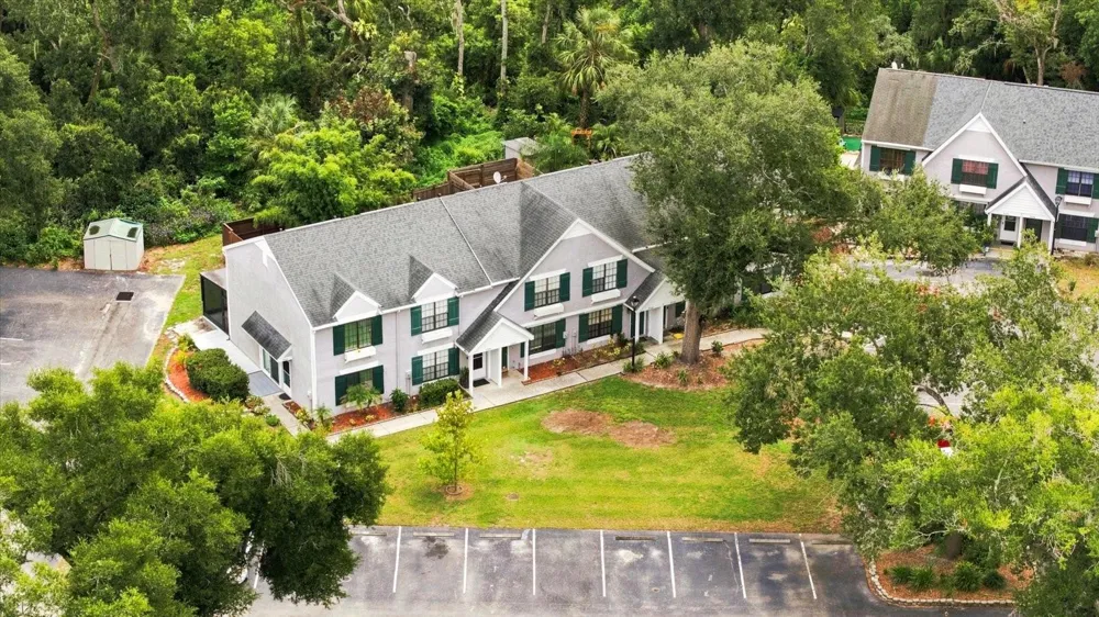 3324 LAUREL VIEW DRIVE Brandon, FL 33511
