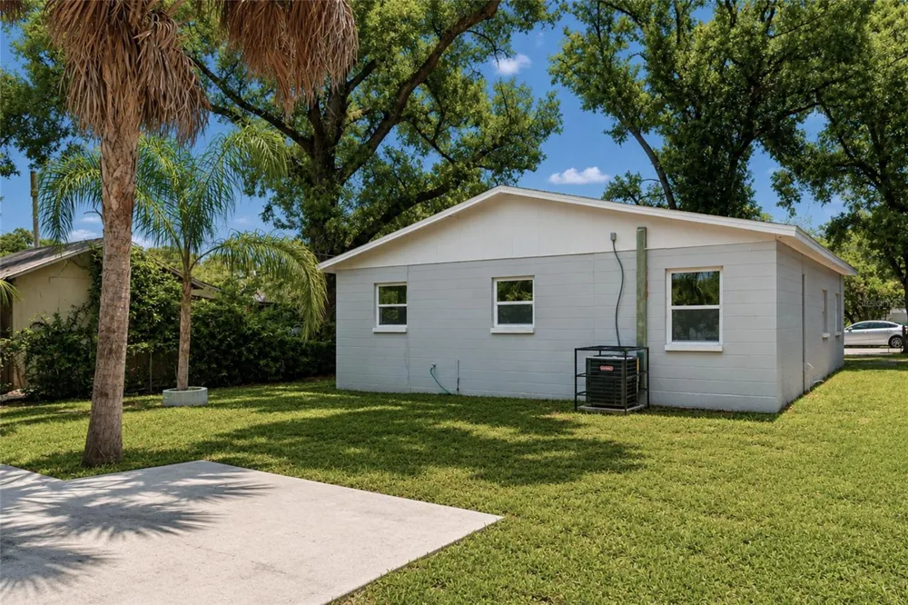 9412 ELMER STREET Tampa, FL 33612