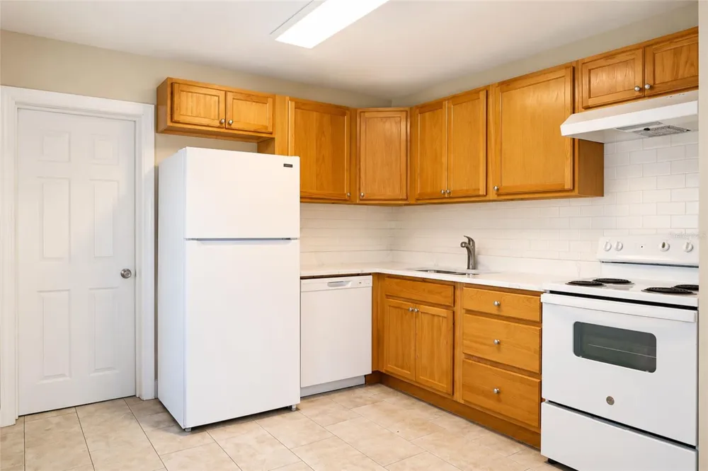 9412 ELMER STREET Tampa, FL 33612