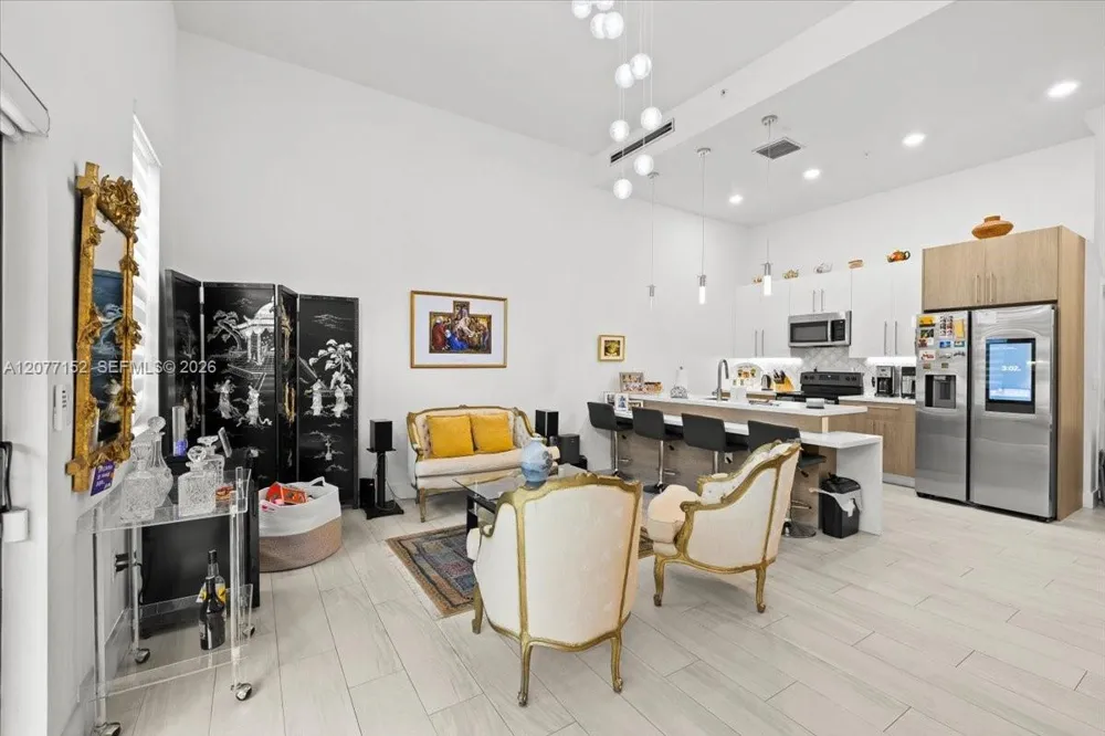 808 NW 44th Ter Plantation, FL 33317