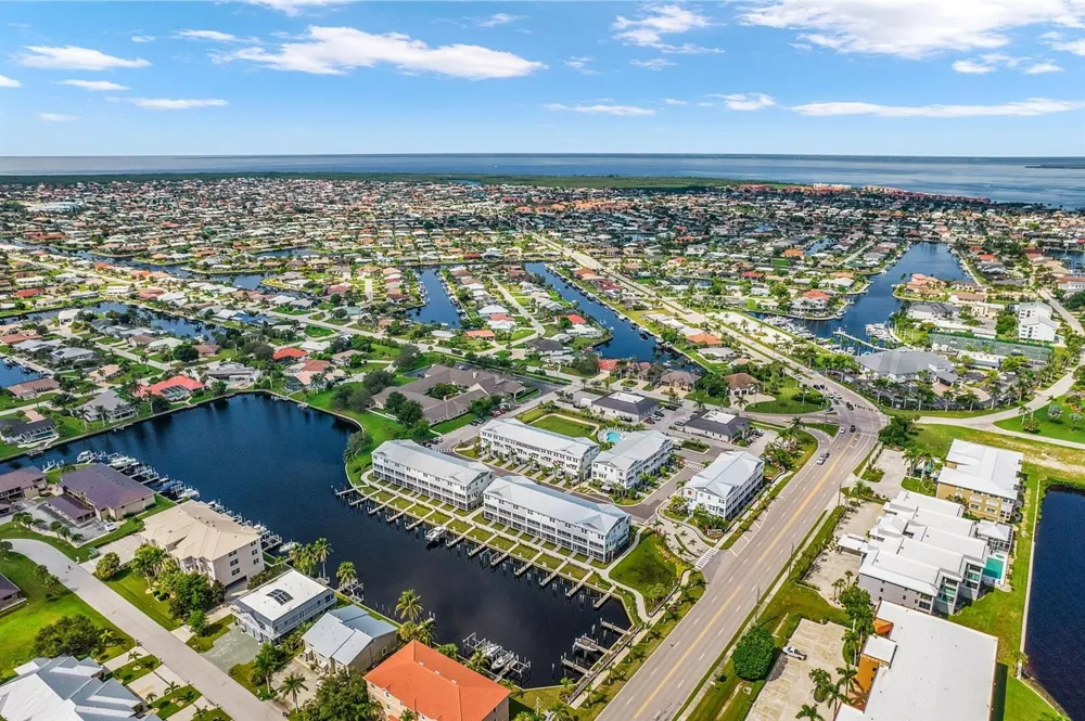 1620 SEA HAVEN DRIVE #401 Punta Gorda, FL 33950