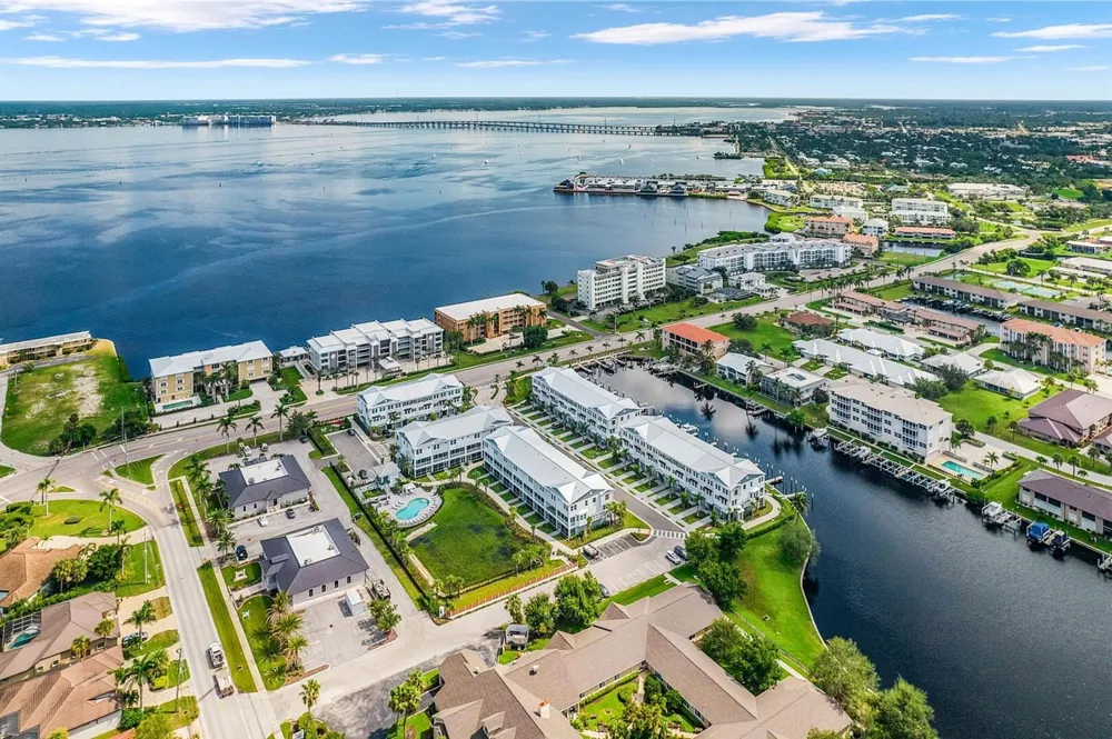 1620 SEA HAVEN DRIVE #401 Punta Gorda, FL 33950