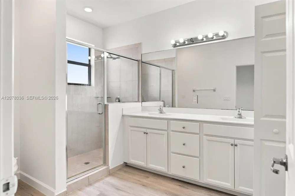 125 SE 34th Ter #125 Homestead, FL 33033