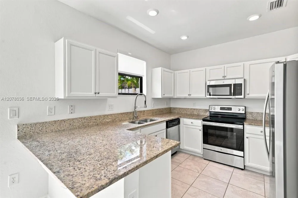 125 SE 34th Ter #125 Homestead, FL 33033