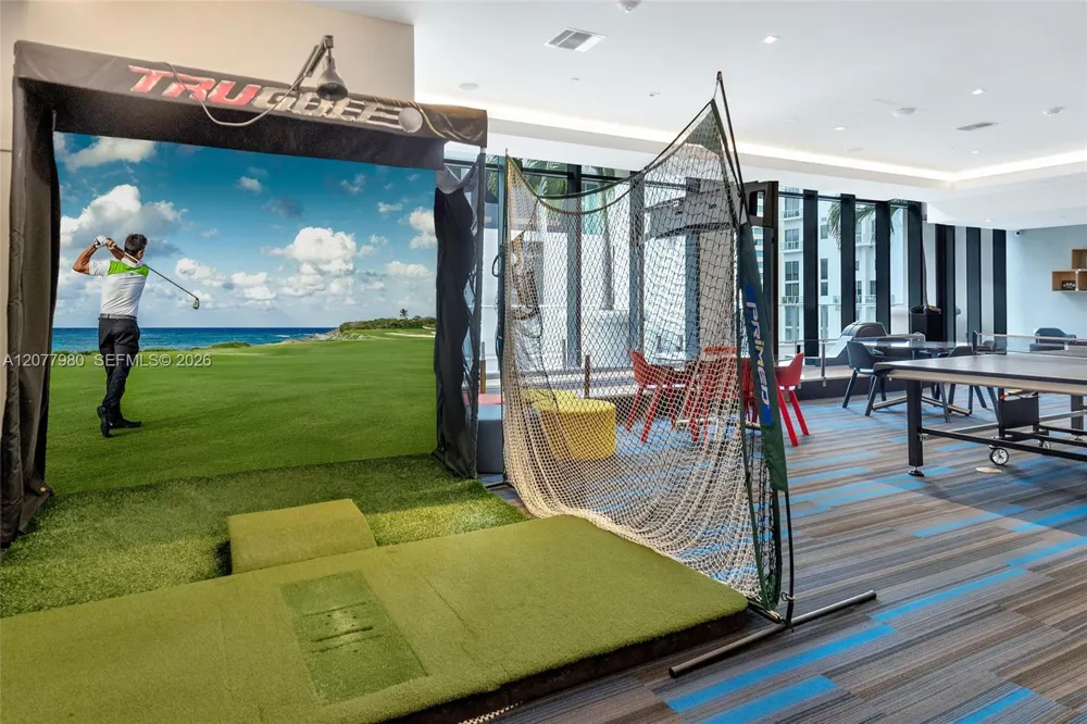 1010 Brickell Ave #1402 Miami, FL 33131