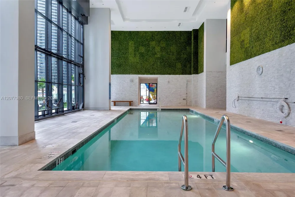 1010 Brickell Ave #1402 Miami, FL 33131