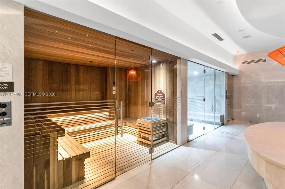 1010 Brickell Ave #1402 Miami, FL 33131