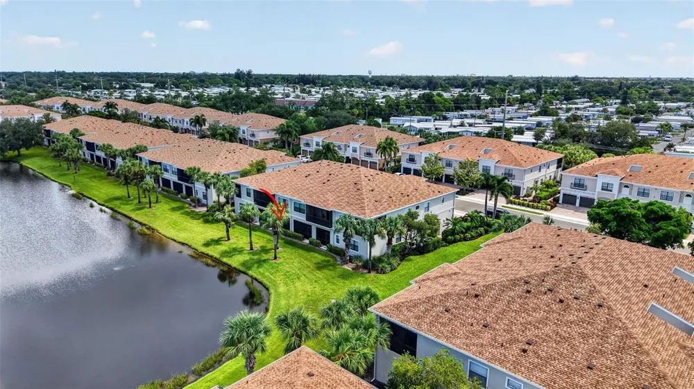 4072 OVERTURE CIRCLE #462 Bradenton, FL 34209