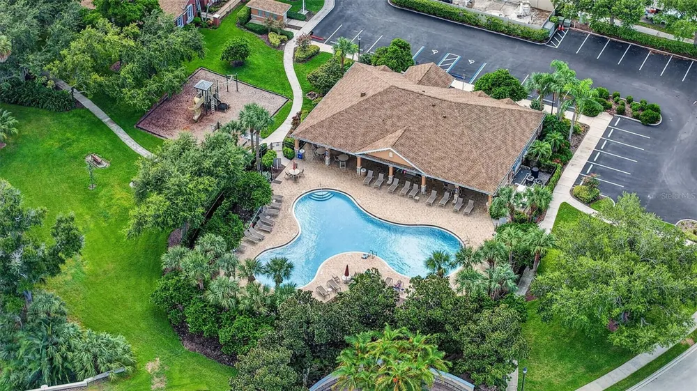 4072 OVERTURE CIRCLE #462 Bradenton, FL 34209