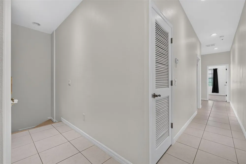 4072 OVERTURE CIRCLE #462 Bradenton, FL 34209