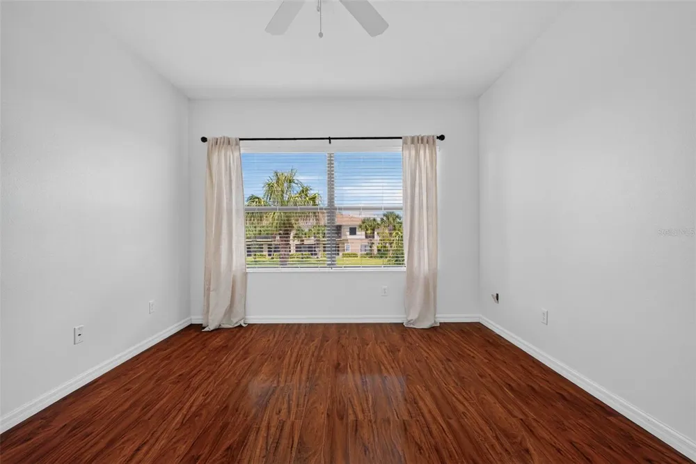 4072 OVERTURE CIRCLE #462 Bradenton, FL 34209