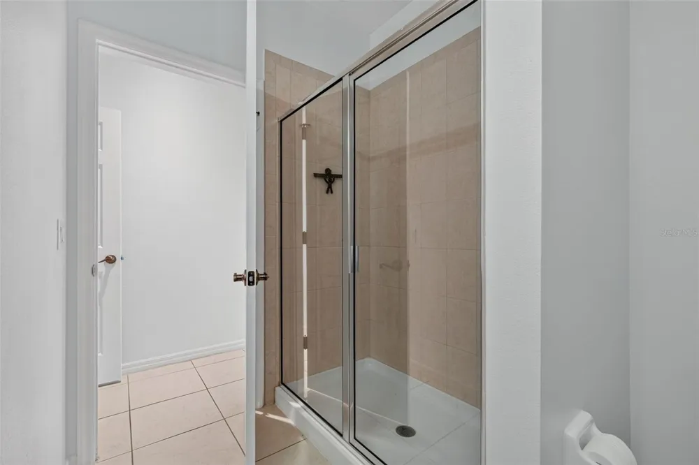 4072 OVERTURE CIRCLE #462 Bradenton, FL 34209